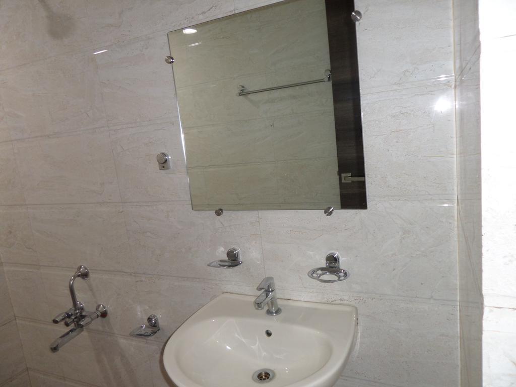 Sai Heera Residency Hotel Shirdi Exterior photo