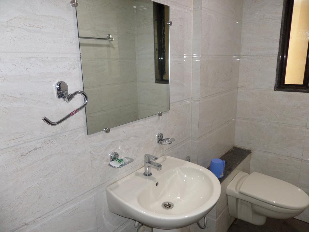 Sai Heera Residency Hotel Shirdi Exterior photo