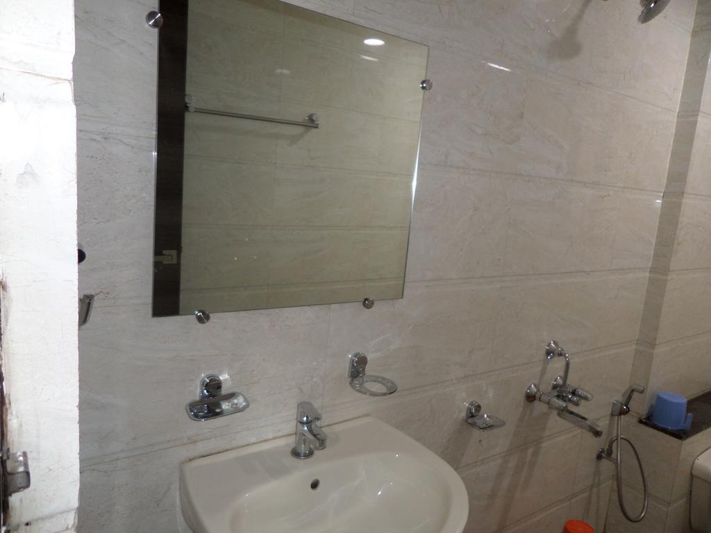 Sai Heera Residency Hotel Shirdi Exterior photo